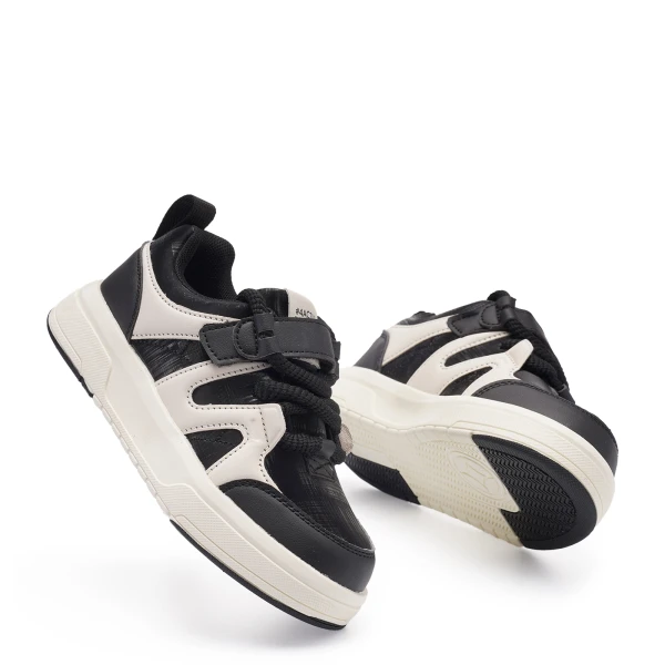 610669 | Полуботинки для школьников девочек Черный 33